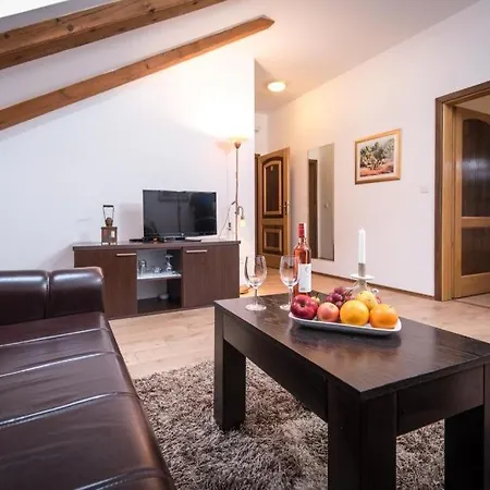 Apartments Zavala Ravno