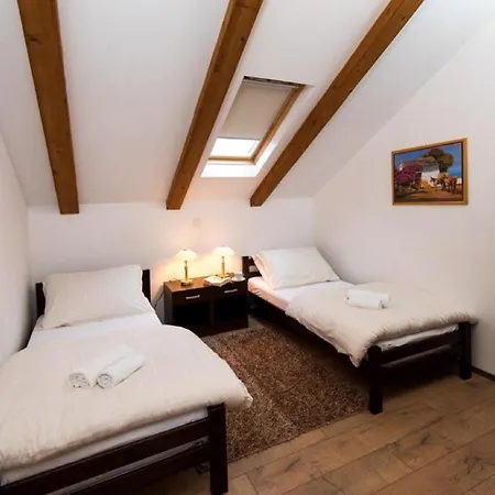 Apartments Zavala * Ravno