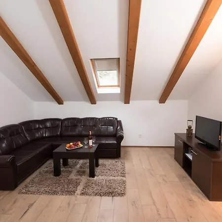 Apartments Zavala Ravno