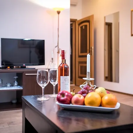 Apartments Zavala Ravno